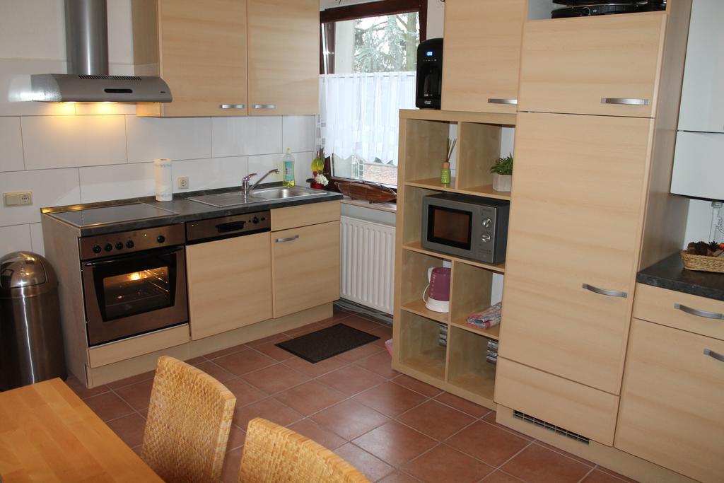 B49 - City & Messe Apartment Κολωνία Δωμάτιο φωτογραφία