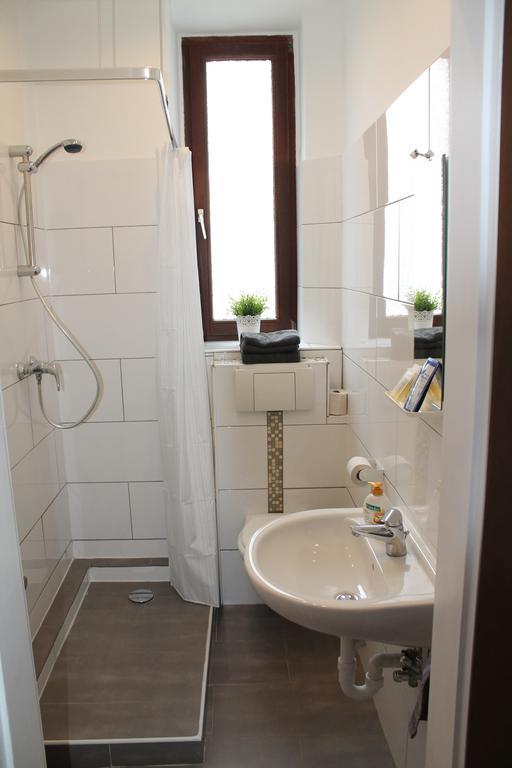 B49 - City & Messe Apartment Κολωνία Δωμάτιο φωτογραφία